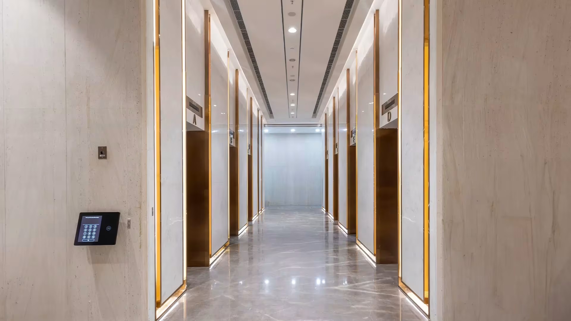 Lift Looby 